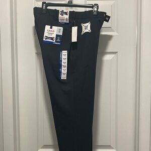 🌻Izod Men's 32/32 Grey Dress Pants NWT